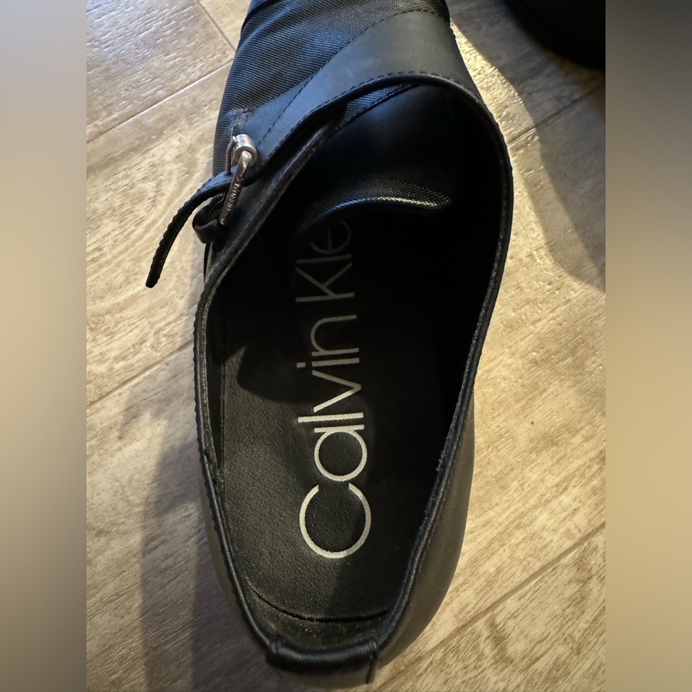 Calvin Klein Black Leather Oxfords with Glossy Finish - Picture 6 of 8